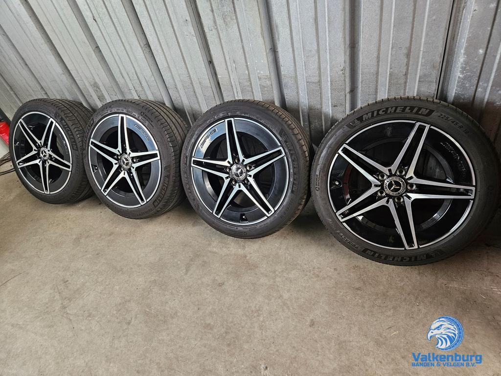 6mm! Originele Mercedes AMG C300E Hybrid W206 18 inch breeds, Auto-onderdelen, Banden en Velgen, Banden en Velgen, Zomerbanden