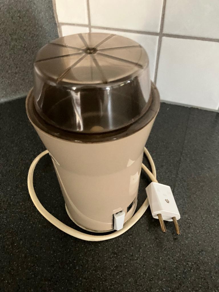 Koffiemolen, Antiek en Kunst, Antiek | Keukengerei, Ophalen