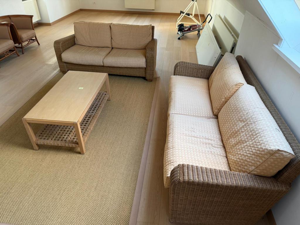 Salon met 3zit, 2zit, tapijt en salon, Ophalen, Zo goed als nieuw, Stof