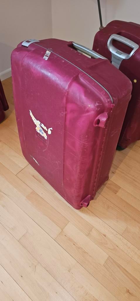 Étuis Samsonite 2, prix par pièce, Enlèvement ou Envoi, Comme neuf, Roulettes