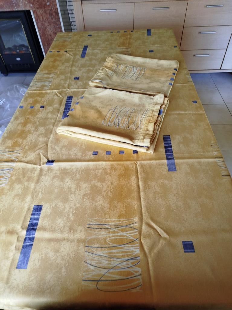 Paire de rideaux+ tissus confection, Maison & Meubles, Enlèvement