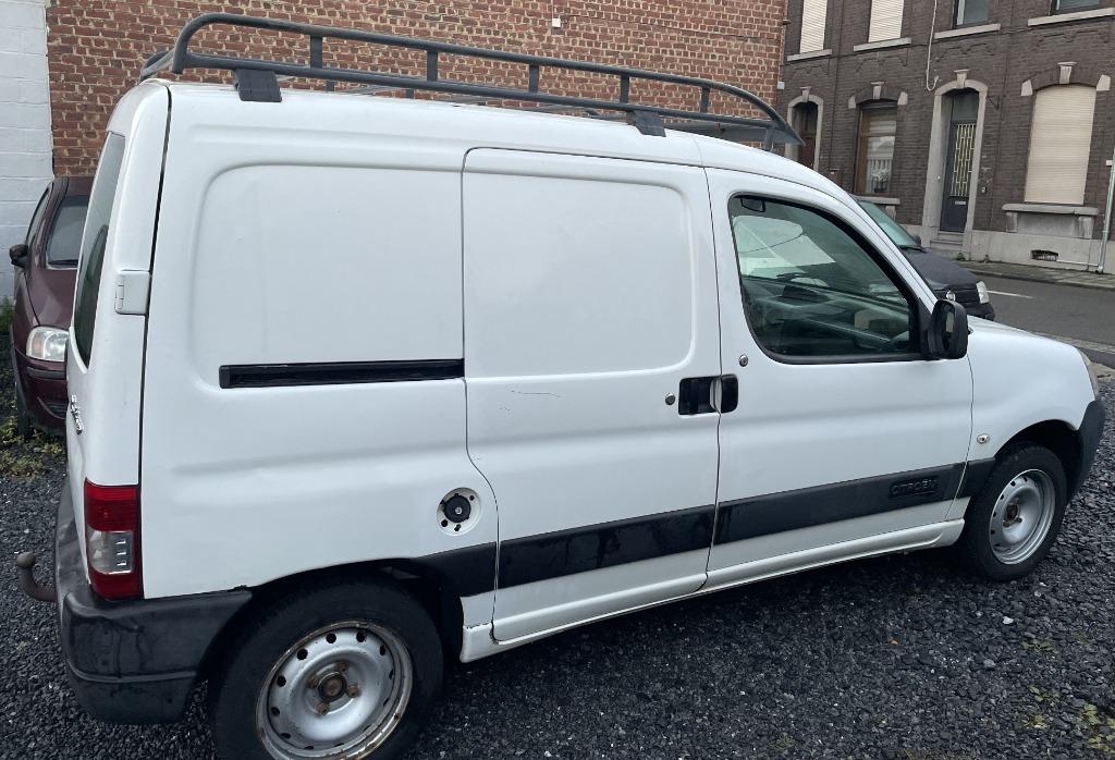 CITROEN BERLINGO 1.6 HDI 02/2011  BESCHIKBAAR OK KEURIG, 4 cilinders, Wit, Grijs, 2 zetels