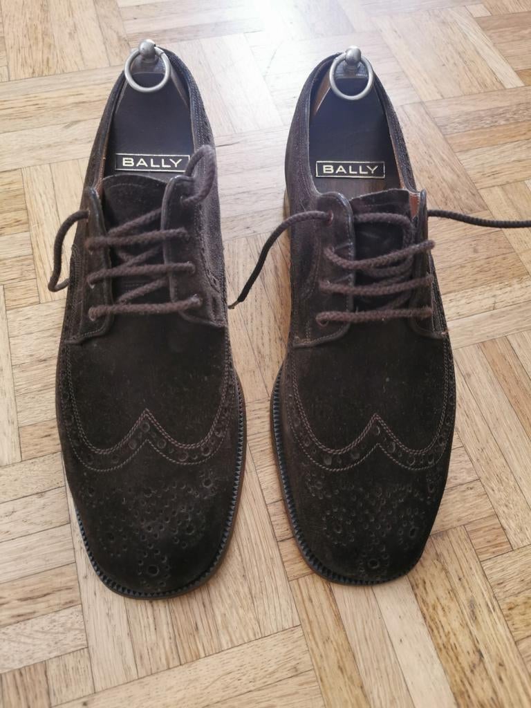 Richelieus Bally, Enlèvement ou Envoi, Porté