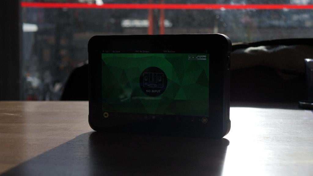 Atomos Shinobi 7 4K HDMI/SDI HDR Monitor, Ophalen of Verzenden, Zo goed als nieuw