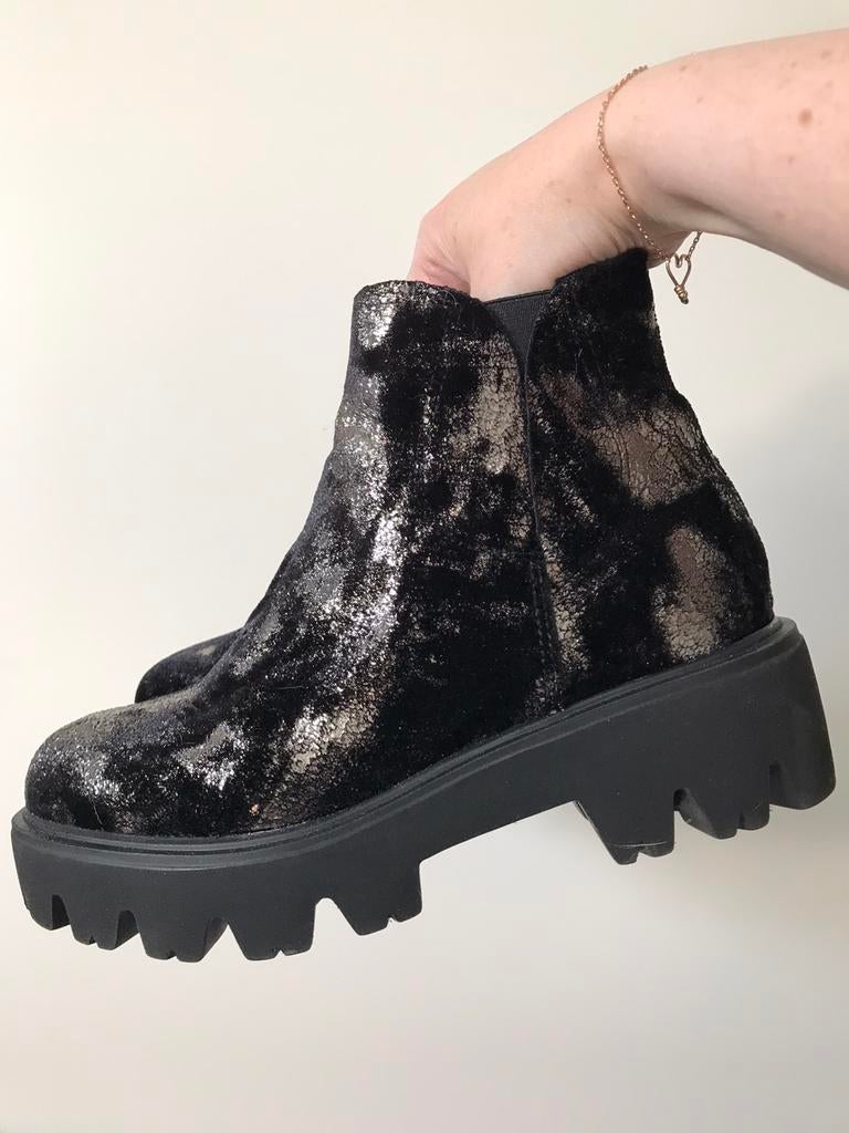 Bottines boots noires argentées FactoryStore, Neuf, Noir, Boots et Botinnes