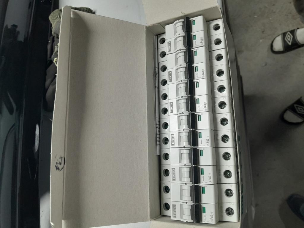 Disjoncteur teco 40 a nouveau, Enlèvement, Comme neuf