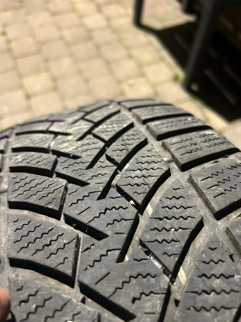 2 pneus hiver semperit 235/55/19 105V de 2018, Enlèvement, Utilisé
