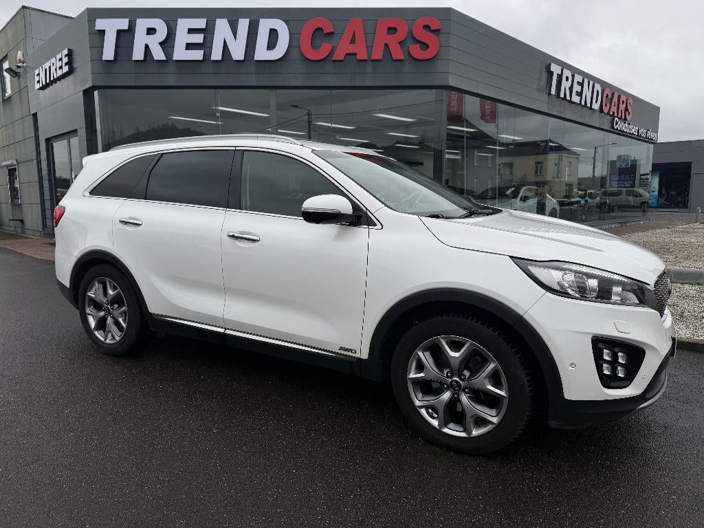 KIA SORENTO 2.2 CRDi AWD 7PL CAM 360 CUIR AUT KEYLES CARPLAY, Autos, Kia, Cuir, Achat, 174 g/km, Euro 6