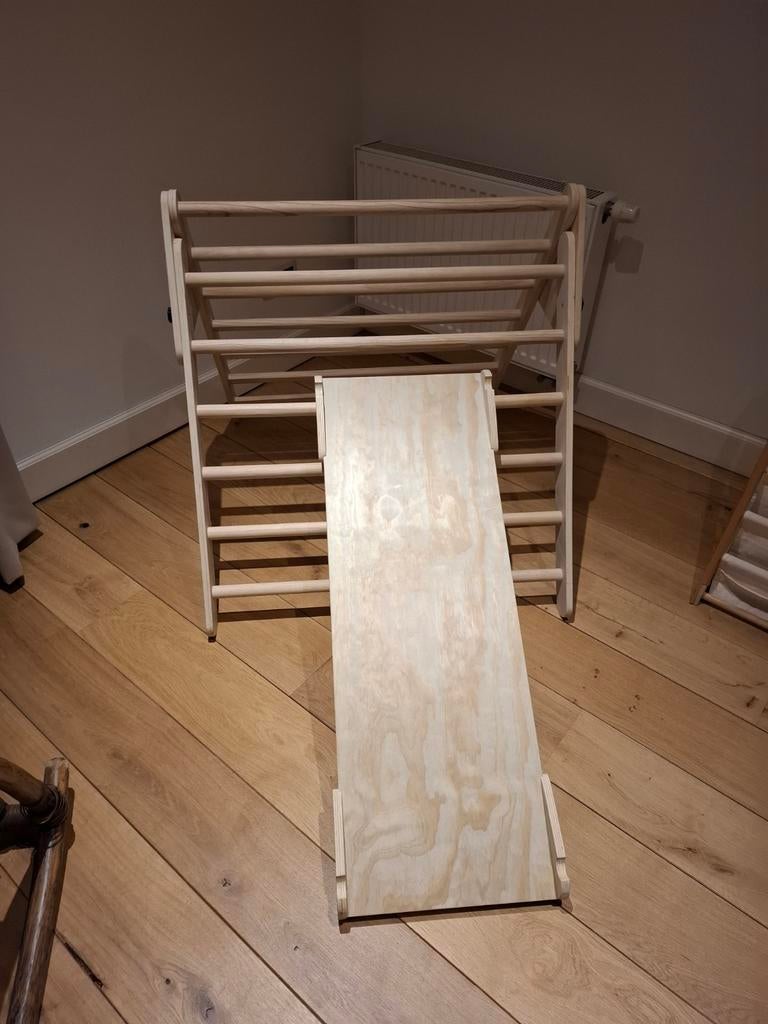 Klimrek binnen met glijbaan, Kinderen en Baby's, Speelgoed | Houten speelgoed, Ophalen