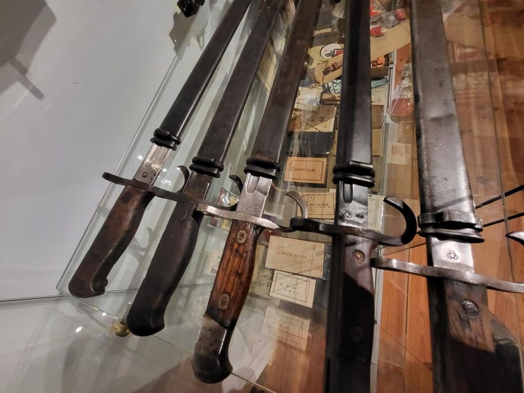 RECHERCHE baionnettes type 30, Japon 1WW/2WW, Collections, Enlèvement ou Envoi