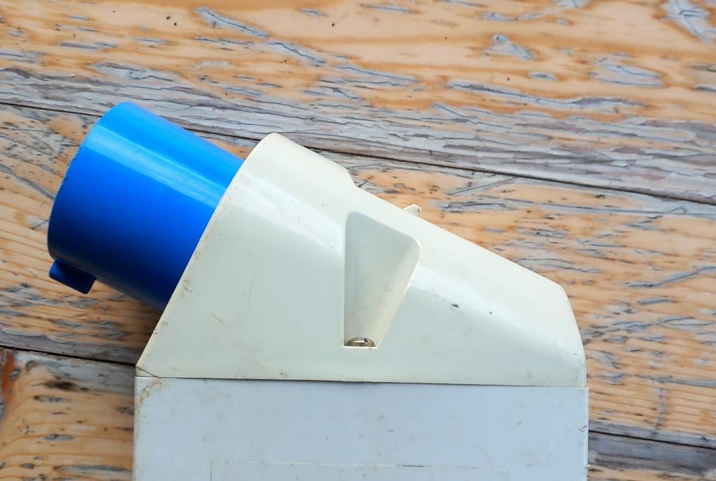 Prise murale - prise épaisse -> 5€, Bricolage & Construction, Enlèvement, Utilisé, Interrupteur