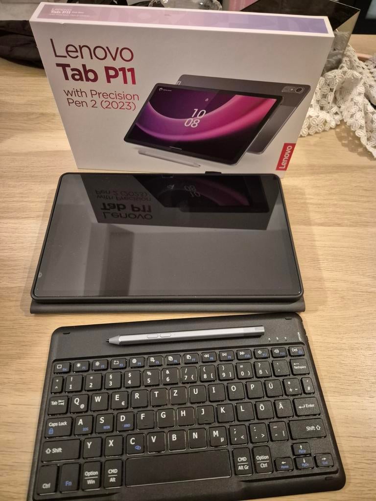 Tablette Lenovo Tab P11 (2023) avec Precision Pen 2 – 128 Go