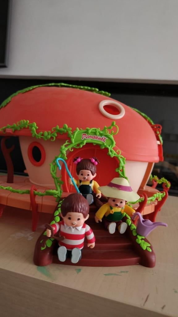 Monchhichi speelhuis met figuurtjes, Kinderen en Baby's, Ophalen of Verzenden, Zo goed als nieuw