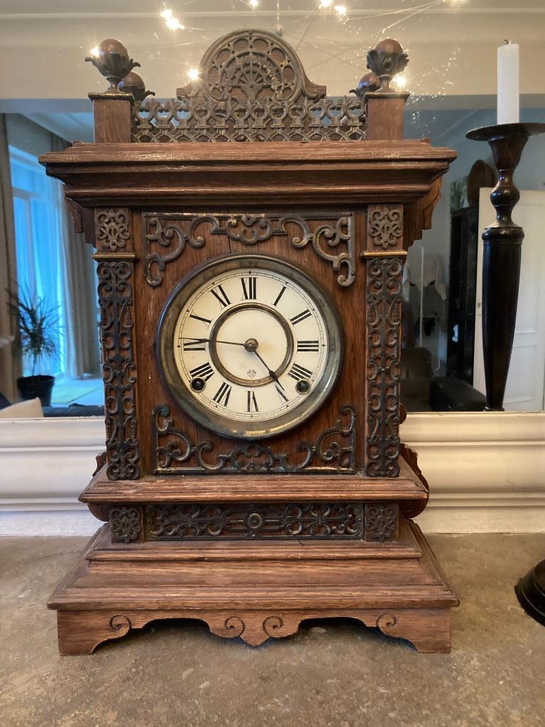 Ansonia grote pendule (1890-1905), Ophalen