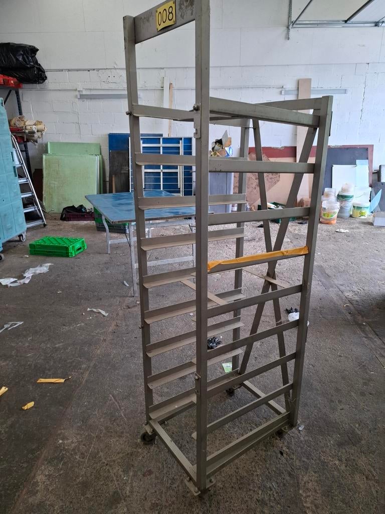 Chariot inox 130€/pcs il ya 3 pcs, Enlèvement