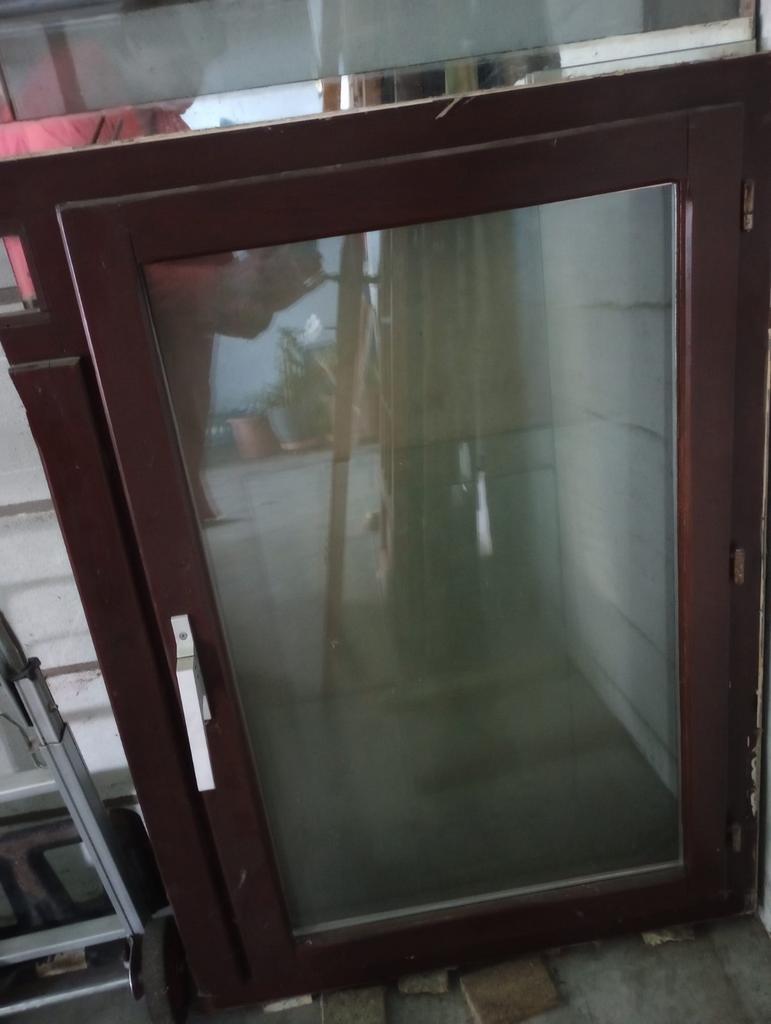 buitenraam afrormosia, Ophalen, Gebruikt