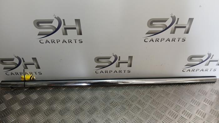 C-style protection gauche d'un Ford Fiesta, -, 3 mois de garantie, -, -