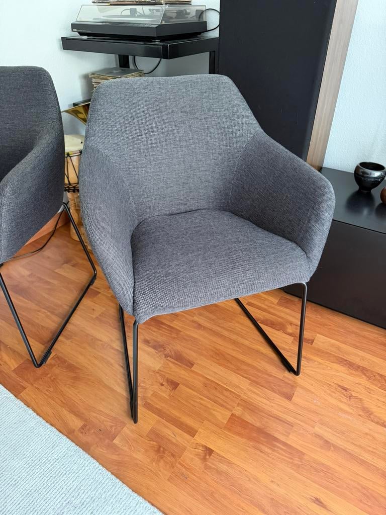 Lot de 4 chaises IKEA TOSSBERG, Huis en Inrichting, Stoelen, Ophalen of Verzenden, Zo goed als nieuw, Grijs, Metaal