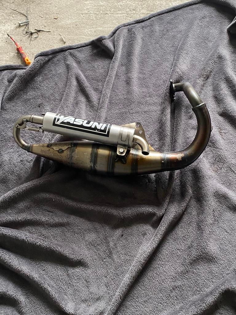 Yasuni terug loop uitlaat, Fietsen en Brommers, Ophalen, Zo goed als nieuw