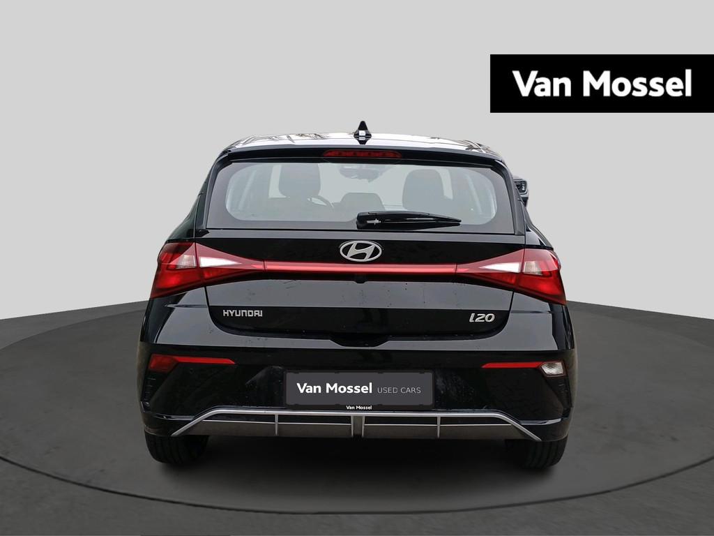 Hyundai i20 1.0 T-GDi 74kW Twist, Auto's, Hyundai, Voorwielaandrijving, Gebruikt, Zwart, Bedrijf