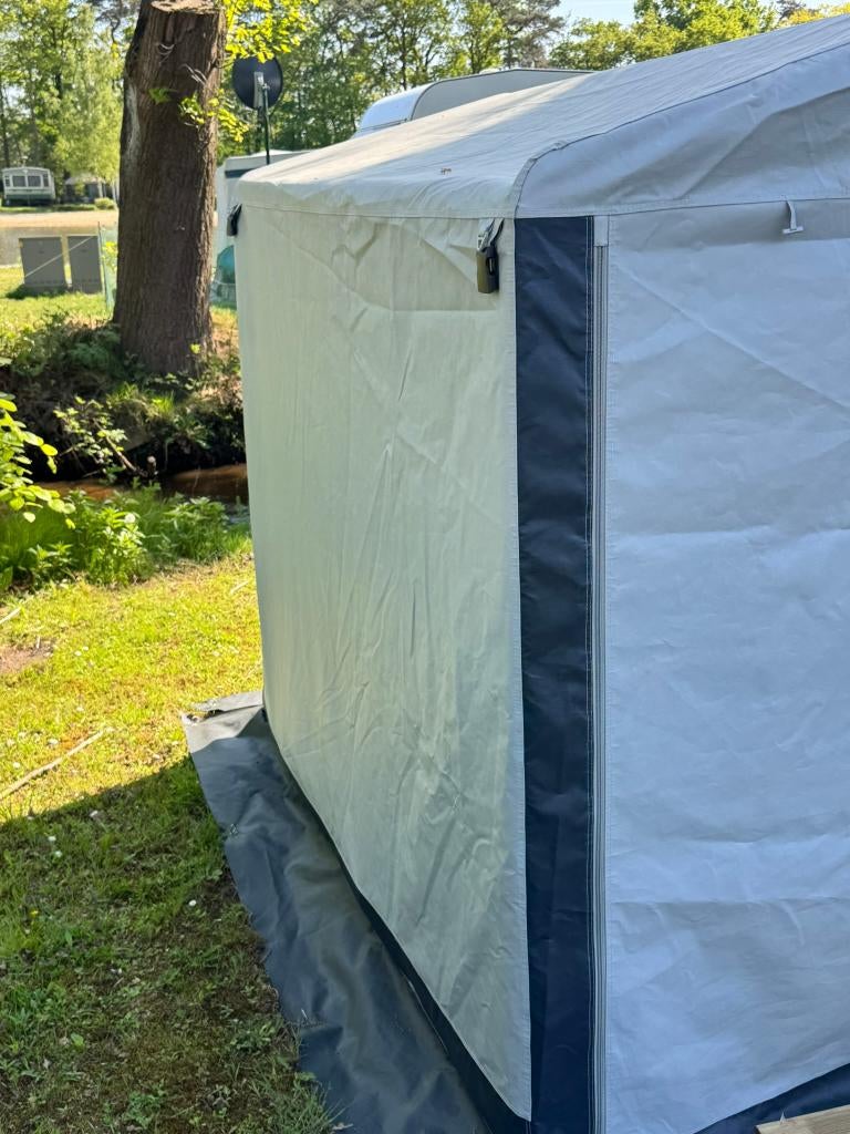 Schuurtent, Caravans en Kamperen, Tenten, Zo goed als nieuw, Ophalen