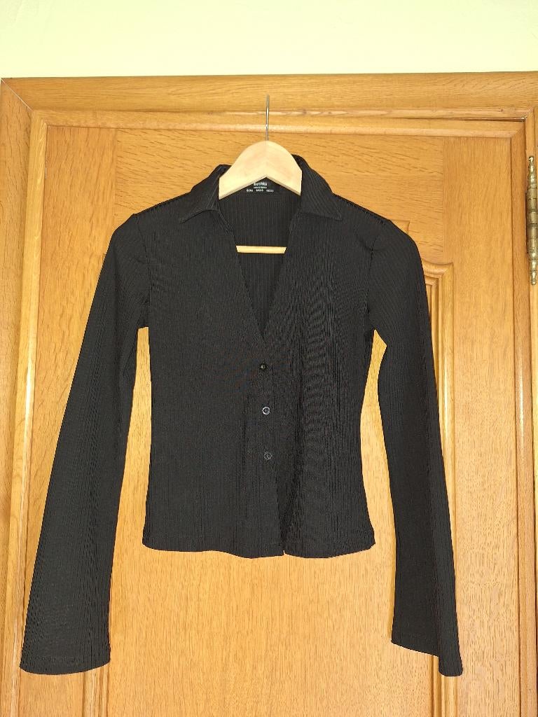 chemisier noir léger - Bershka - taille S, Taille 36 (S), Enlèvement, Noir, Comme neuf