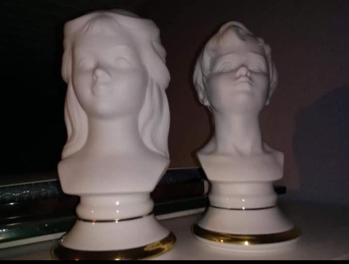 Twee porseleinen figuren, Antiek en Kunst, Antiek | Porselein, Ophalen