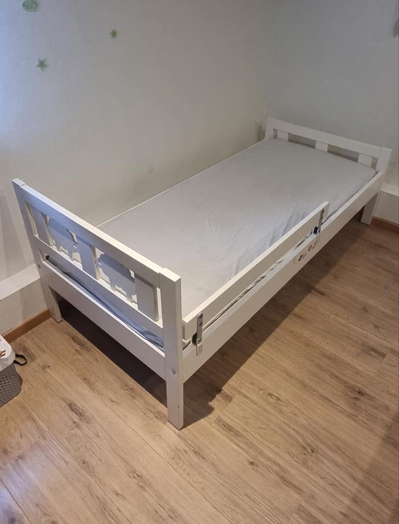 Luröy IKEA bed 70x200 cm met matras – goede staat, Ophalen, Gebruikt, Wit, 200 cm