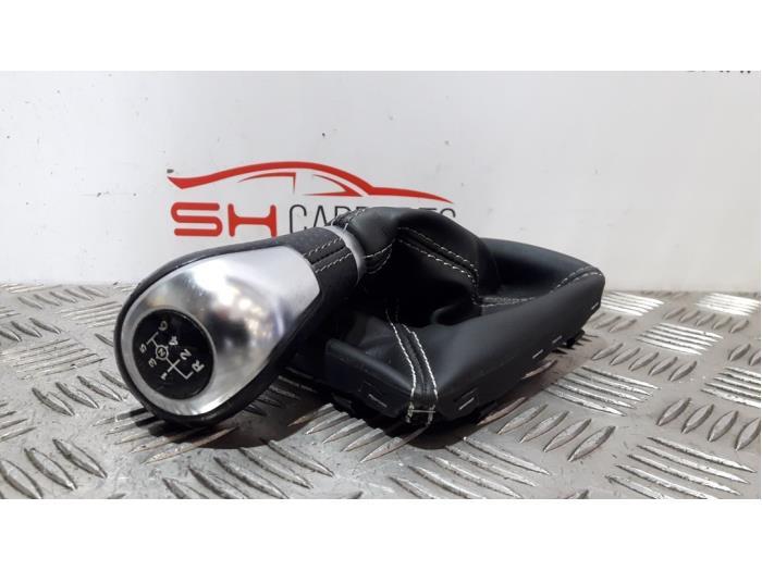 Levier de vitesse d'un Mercedes CLA, Autos : Pièces & Accessoires, Habitacle & Garnissage, Mercedes-Benz, Utilisé, 3 mois de garantie