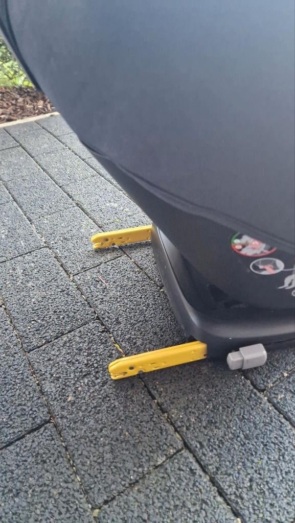 2 autostoelen Maxi Cosi Rodifix airprotect, Enlèvement