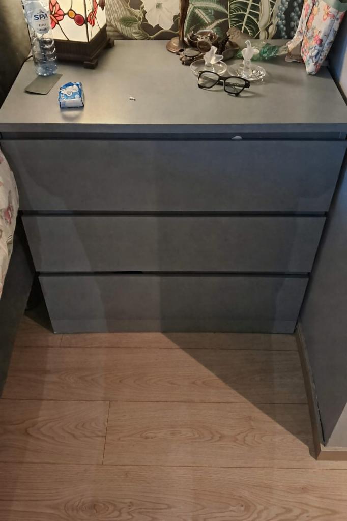 Commode IKEA MALM 3 tiroirs gris anthracite en bon état., Maison & Meubles, Enlèvement