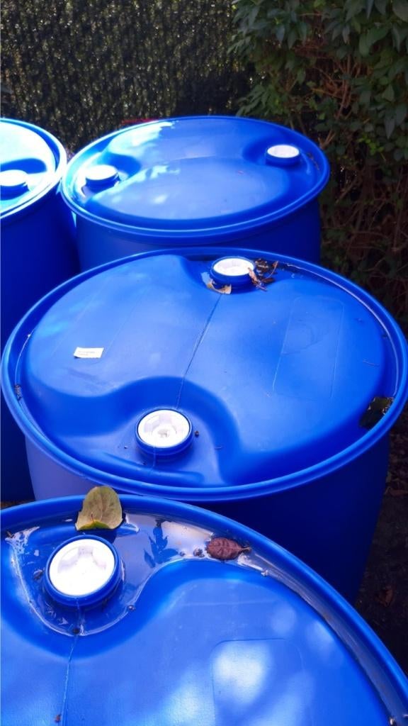 regentonnen, ijzeren vaten, Ophalen