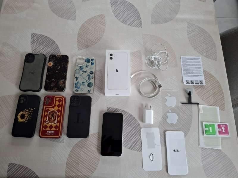 Iphone 11 128GB met toebehoren, Telecommunicatie, Ophalen, 128 GB, 75 %, Wit