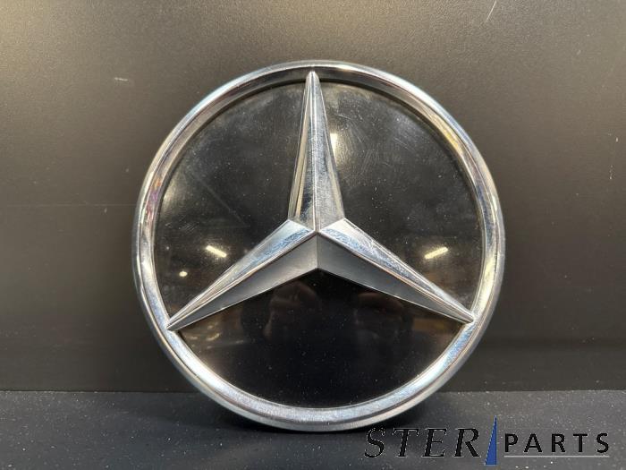 Étoile d'un Mercedes Vito, 3 mois de garantie, Utilisé, -, -