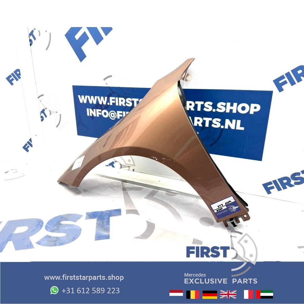 W118 CLA ZIJSCHERM LINKS Mercedes A1188810300 CLA35 AMG 2018, Gebruikt, -, Links, Ophalen of Verzenden