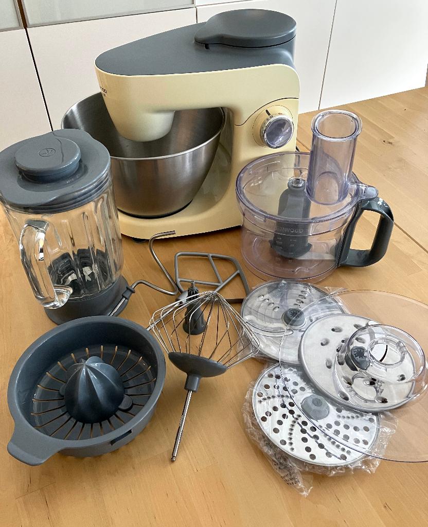 Kenwood MultiOne 1000W - Robot voor gebak en keukenmachine, Ophalen, 4 liter of meer, Gebruikt, 3 snelheden of meer