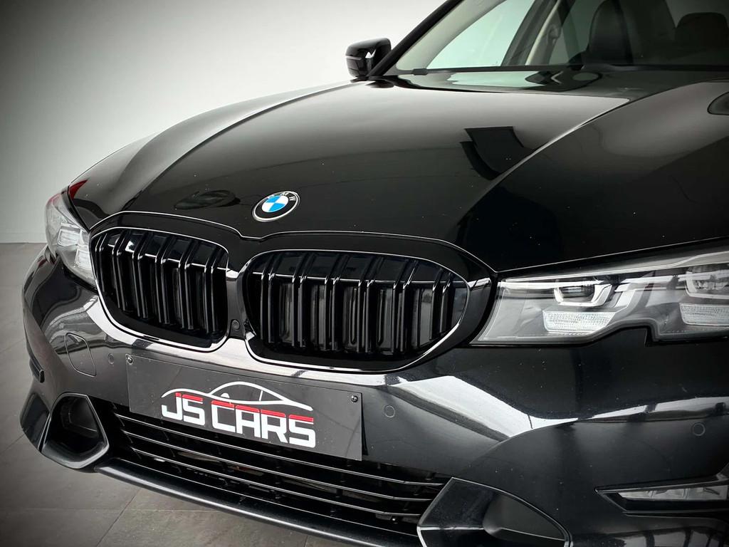 BMW 3 Serie 316 dA SPORT-GPS-CARPLAY-SHADOWLINE-JANTES20-PDC, Auto's, 4 deurs, 122 pk, 4 cilinders, Zwart