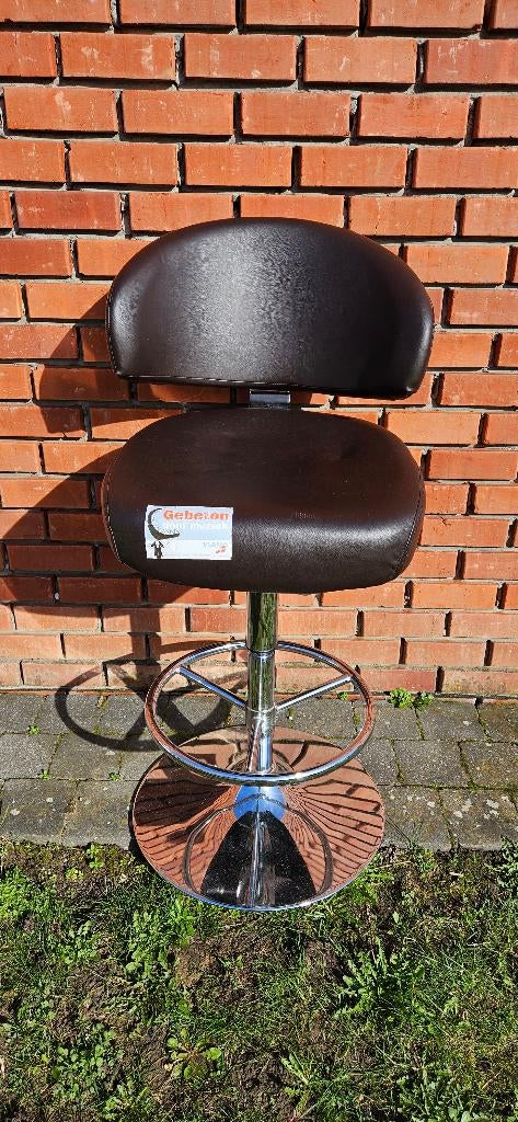 Grote zware barstoel in hoogte verstelbaar, Ophalen, Gebruikt, In hoogte verstelbaar, Leer