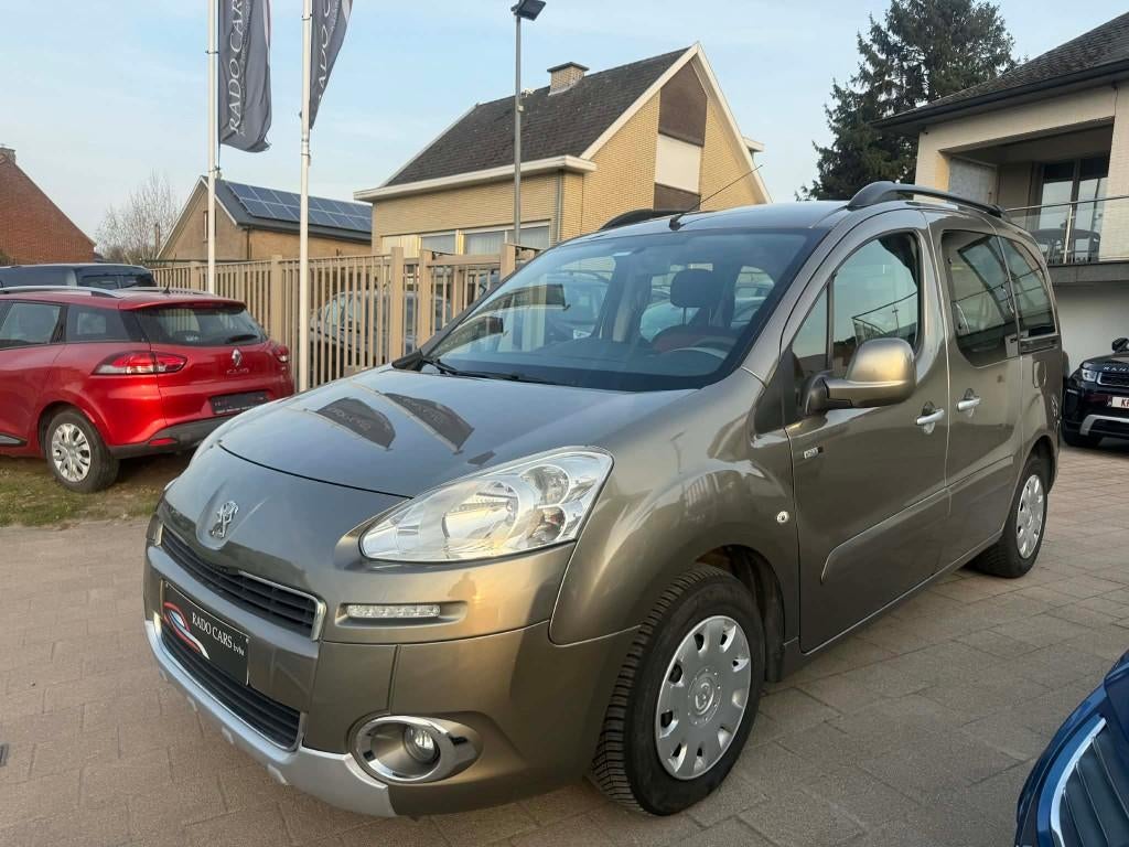 Peugeot Partner 1.6 hdi van 2013, Euro 5, Monovolume, Bruin, Elektrische ramen