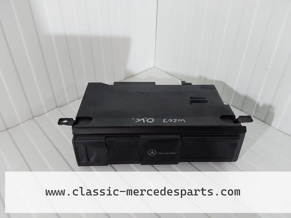 CD wisselaar Mercedes W203 2038200814, Enlèvement ou Envoi, -, -, -