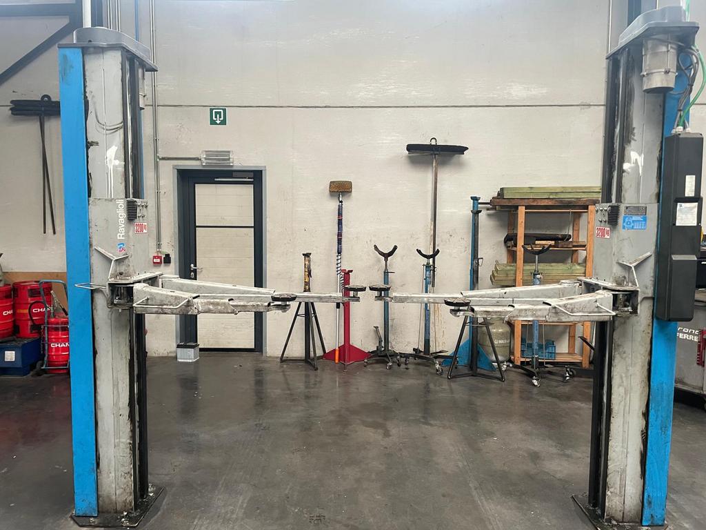 Te koop professionele brug 3,2 ton ravaglioli, Zakelijke goederen, Ophalen