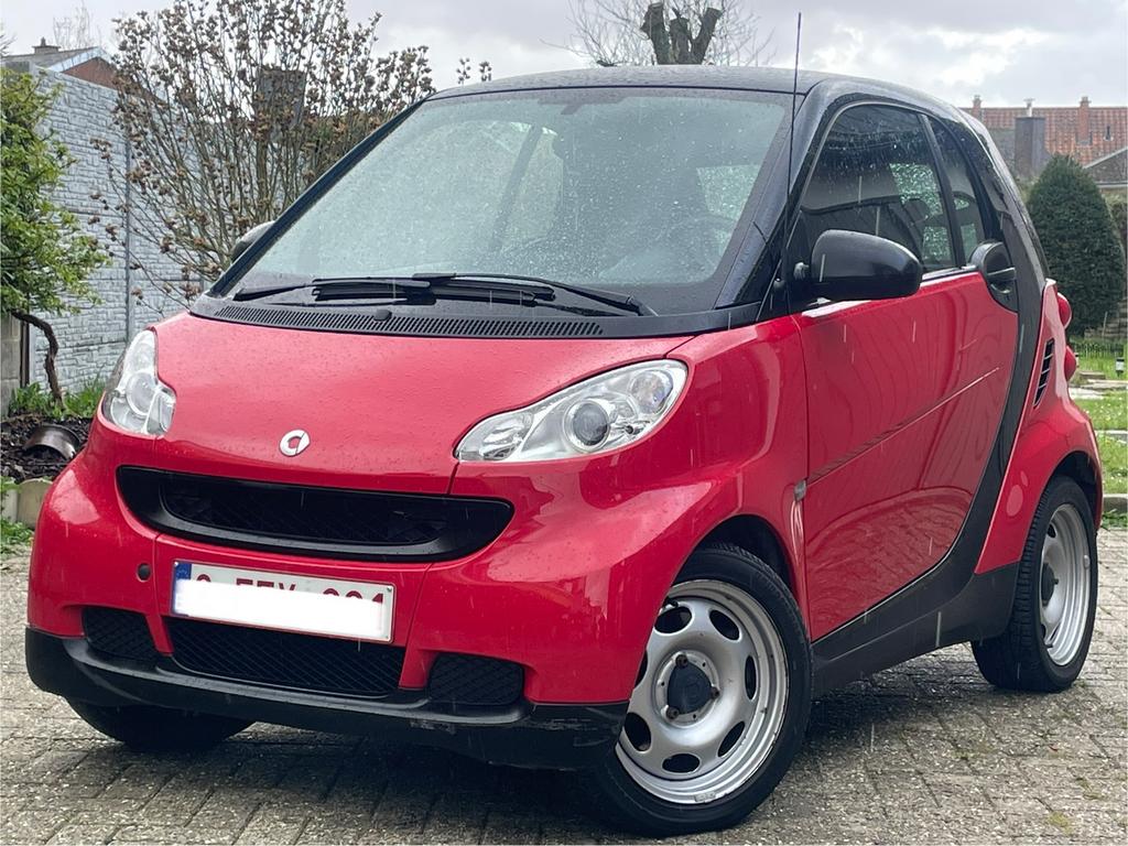 Prête à immatriculer/ Smart Fortwo 0.8 Diesel/ Euro5/ 50k km, Auto's, Smart, Automaat, Euro 5, Stof, Zwart