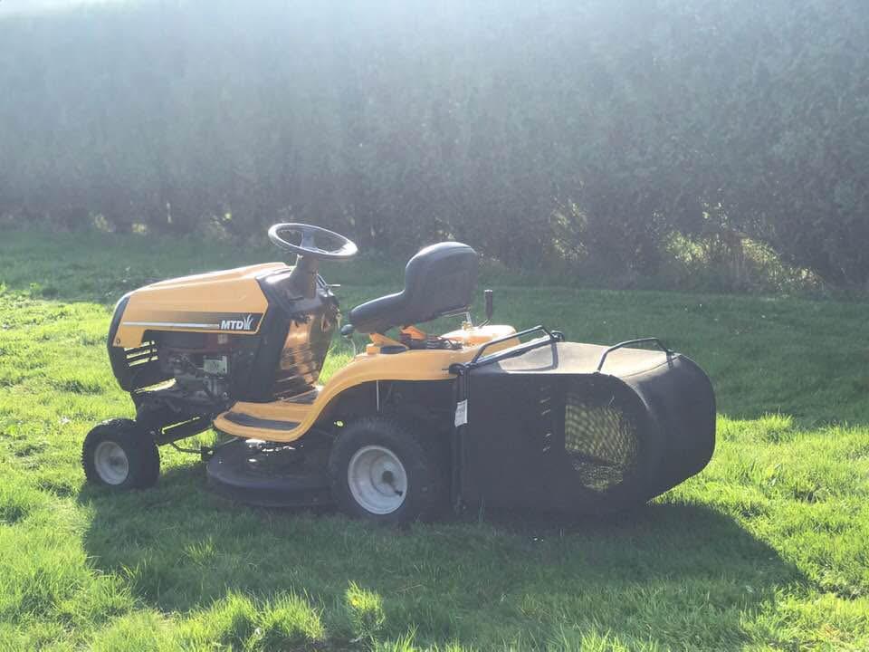 Tracteur MTD Sunline, Enlèvement, Utilisé, Démarrage électrique, 90 à 120 cm