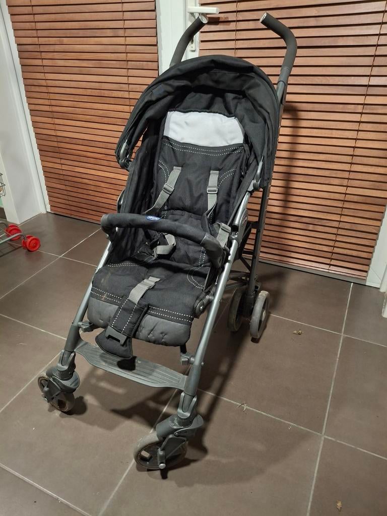 Buggy wandelwagen Chicco, Kinderen en Baby's, Buggy's, Ophalen of Verzenden, Verstelbare rugleuning