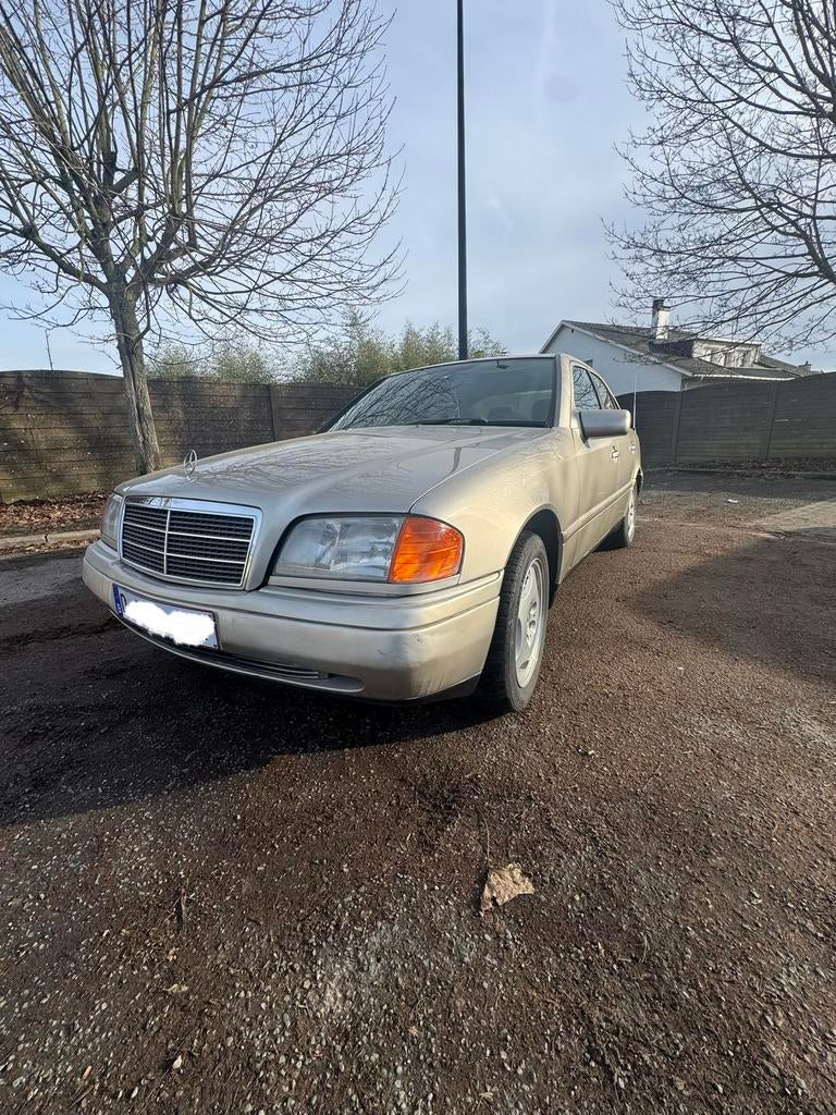 Mercedes C220 Diesel Oldtimer zonnedak, Zwart, 5 deurs, Particulier, C-Klasse