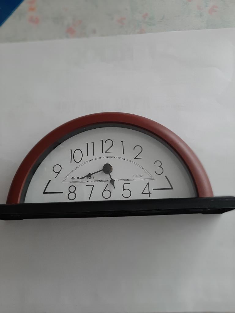 horloge vintage (JUNGHANS), Enlèvement