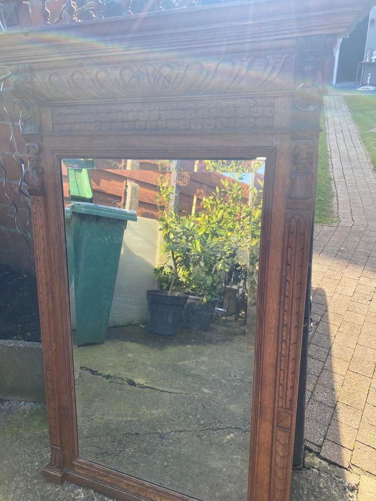 Mechelse spiegel, Enlèvement