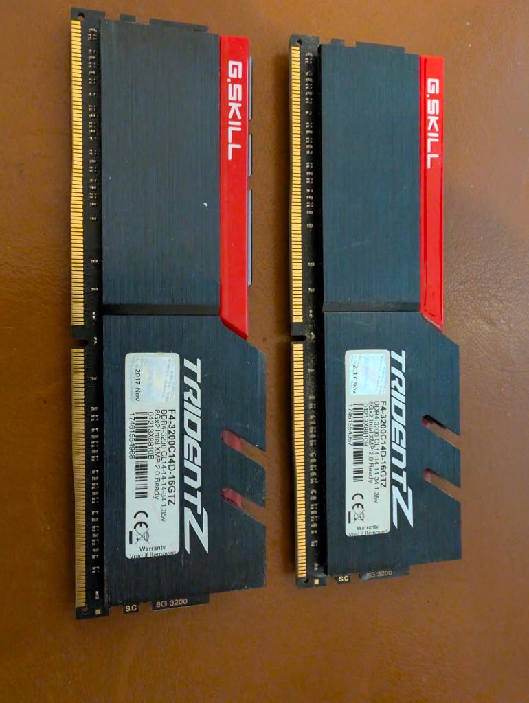 GSKILL TridentZ 16G (2x8 GB) DDR4 3200 MHz, Computers en Software, RAM geheugen, Gebruikt, DDR4, Ophalen of Verzenden, Desktop