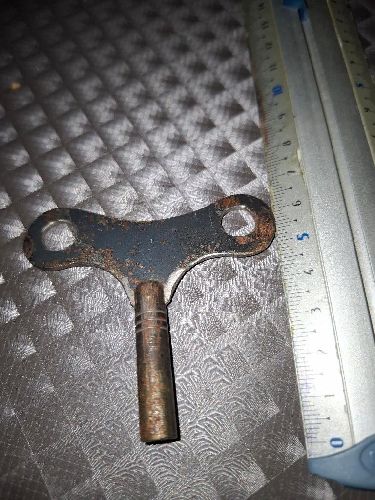 antieke opwindsleutel - voor antieke klokken, Antiek en Kunst, Ophalen