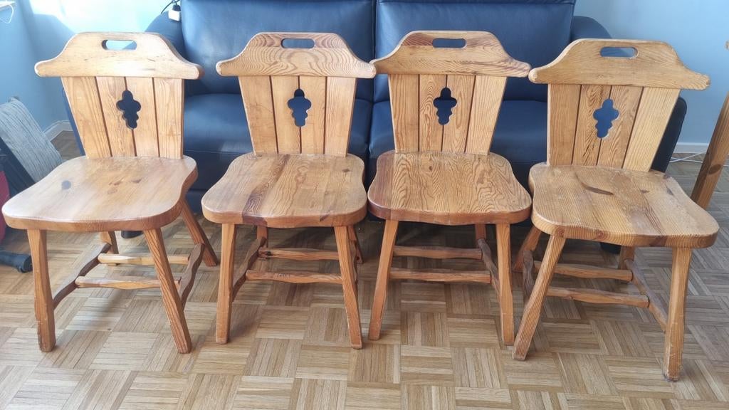 4 massief houten grenen stoelen, Ophalen, Hout